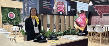 stand de provacuno en alimentaria